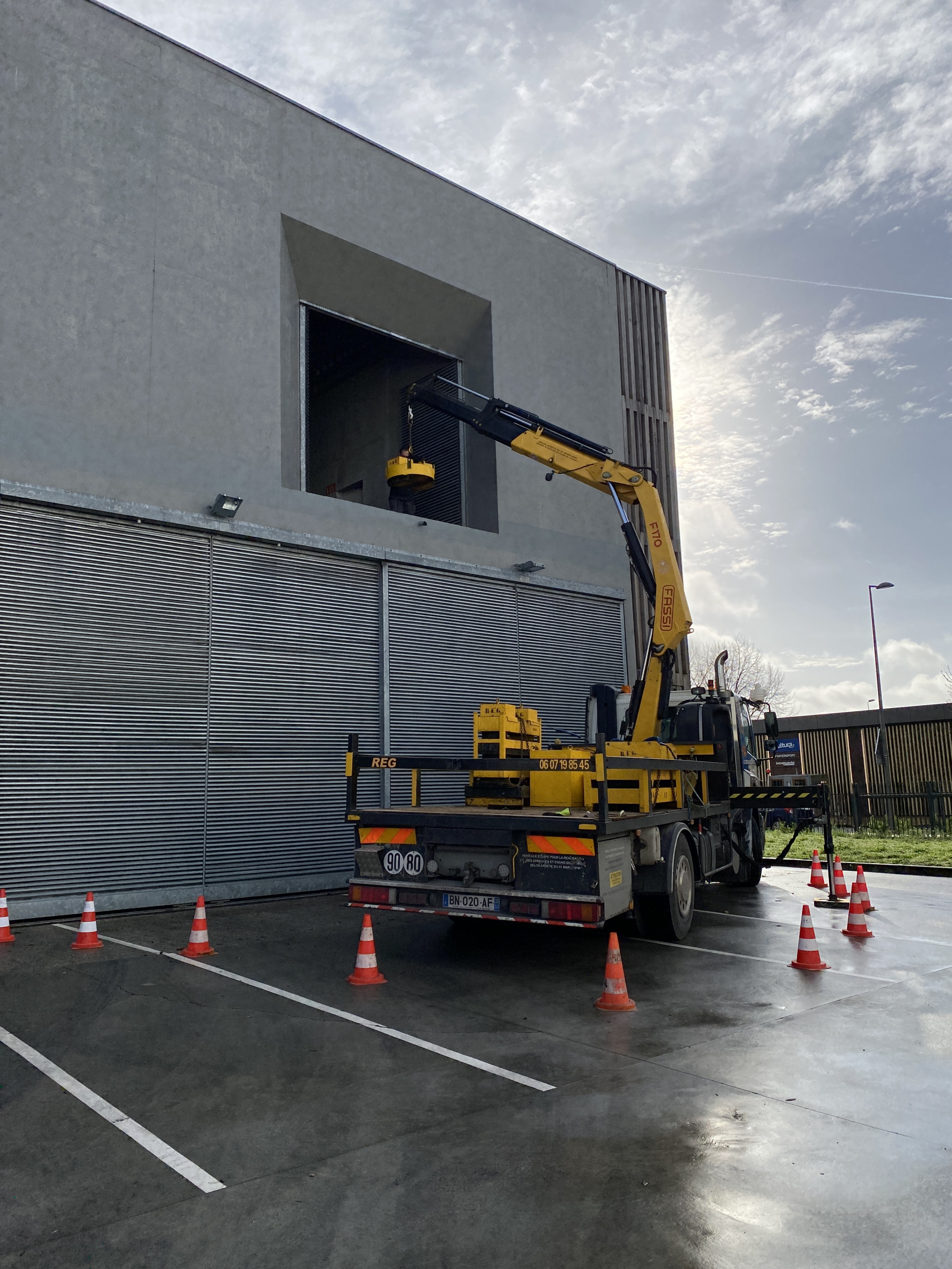 Camion grue DAF Cadaujac
